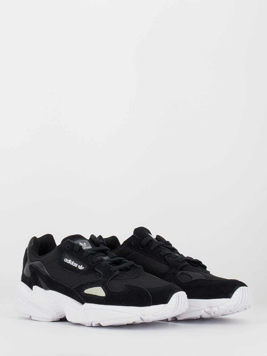 adidas falcon total black