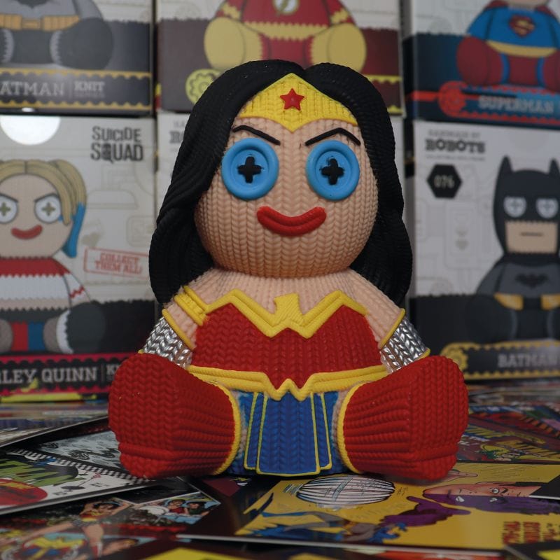 Photos - Action Figures / Transformers Wonder Woman Wonder Woman Collectible Vinyl Figure from Handmade By Robots