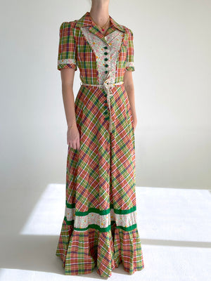 DRESSES – Eveliina Vintage