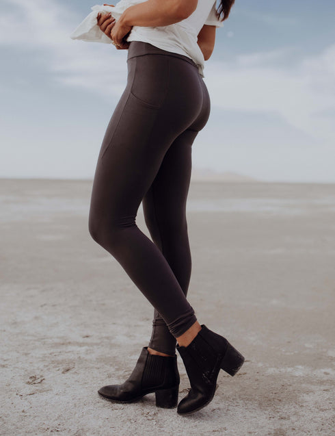 SA Exclusive Charcoal Pocket Solid Leggings