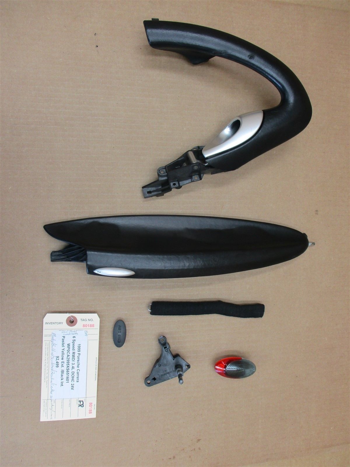 99 Carrera 911 Porsche Cabrio R INTERIOR DOOR PANEL HANDLE 99655535200 –  Parts Society