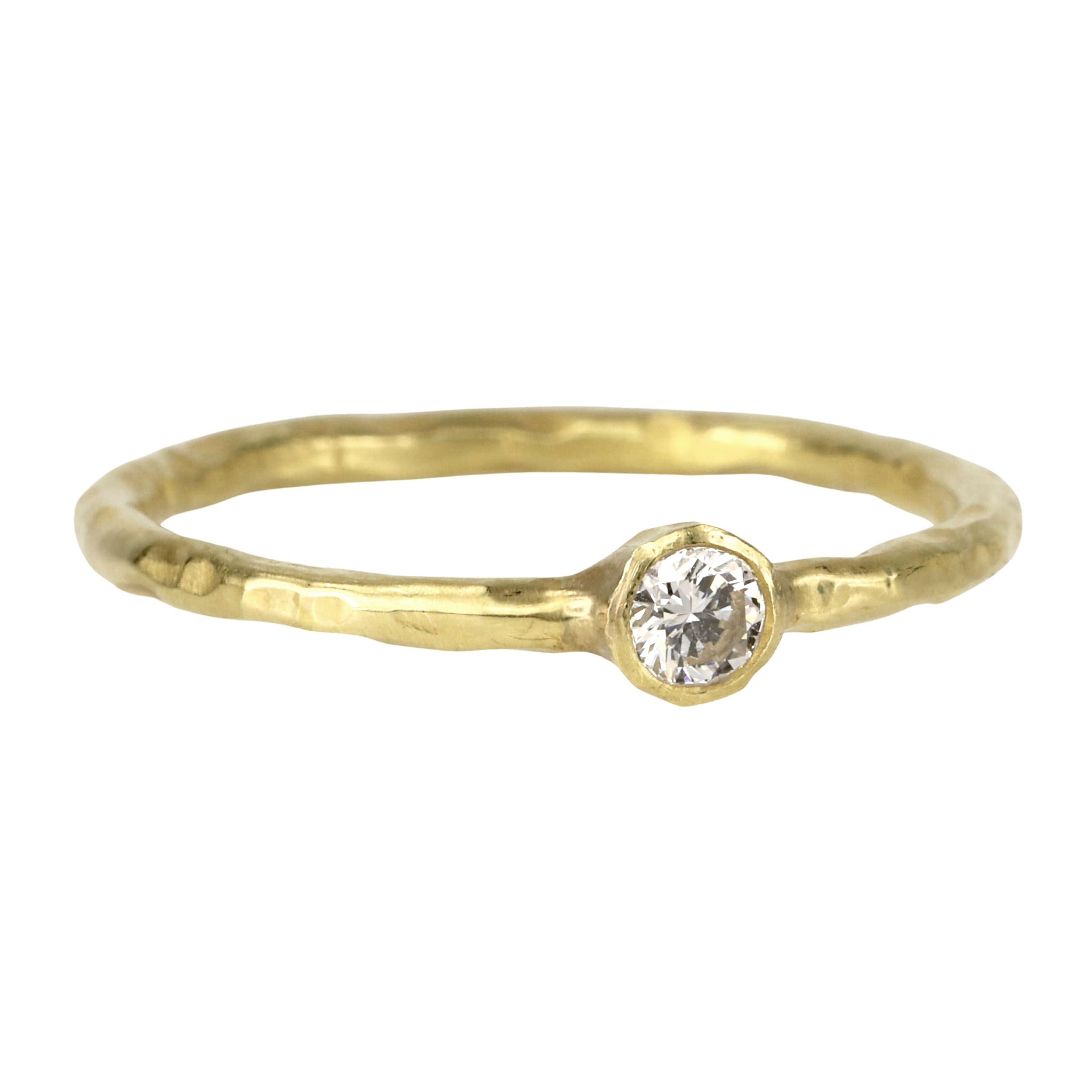 Yasuko Azuma  Colorless 18k Gold Oval Diamond Ring at Voiage Jewelry