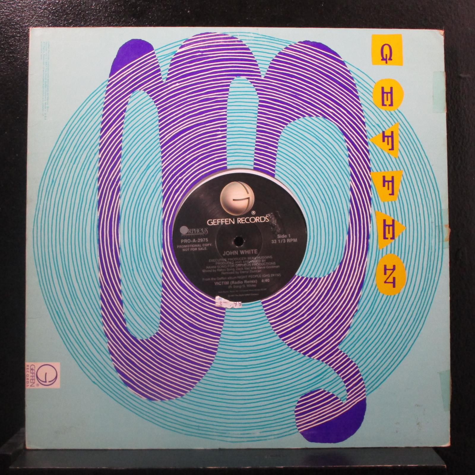 Spectaculair tuberculose Schijnen John White - Victim 12" VG+ PRO-A-2975 Promo Geffen 1987 USA Vinyl Rec–  Shuga Records