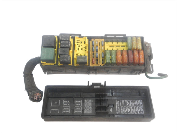 1997 Cherokee XJ Jeep 4.0 Fuse Box Relay Under Hood