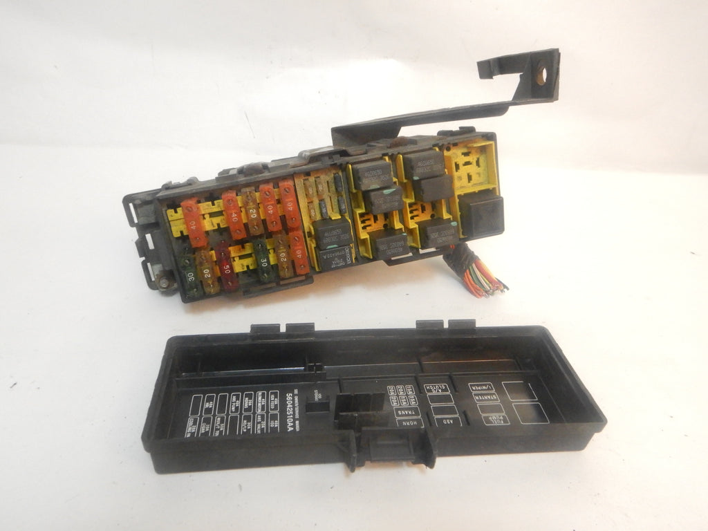 96-98 Grand Cherokee ZJ Electronic Under Hood Fuse Box Relay Panel Blo –  DeadJeep