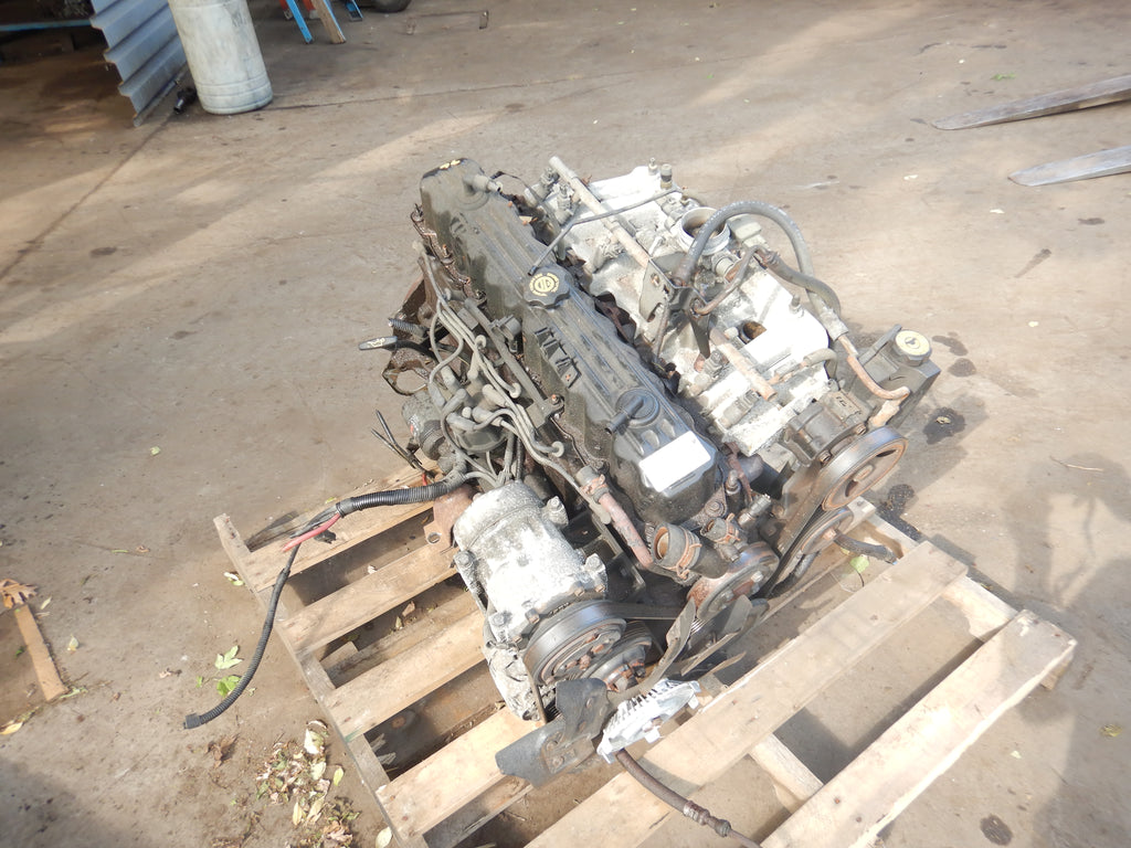 91-95 Wrangler YJ Cherokee XJ Grand ZJ  Engine Motor 130K FREIGHT –  DeadJeep