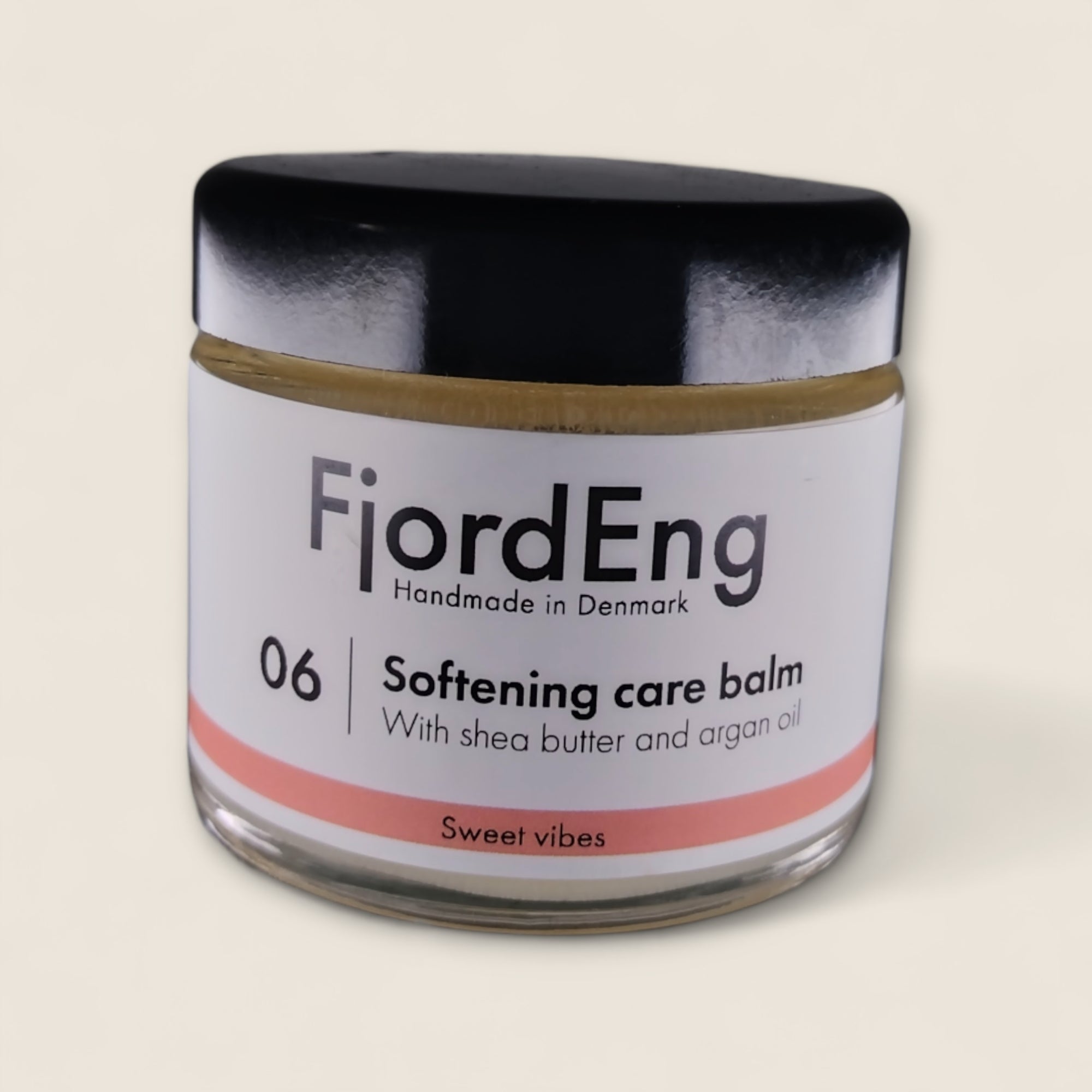 Se 06 / Softening Care Balm - 100ml hos FjordEng