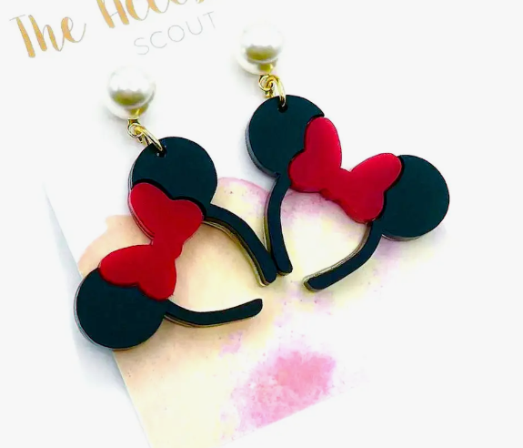 Disney Jewelry Earrings. Red Disney Vacation Drop Earrings