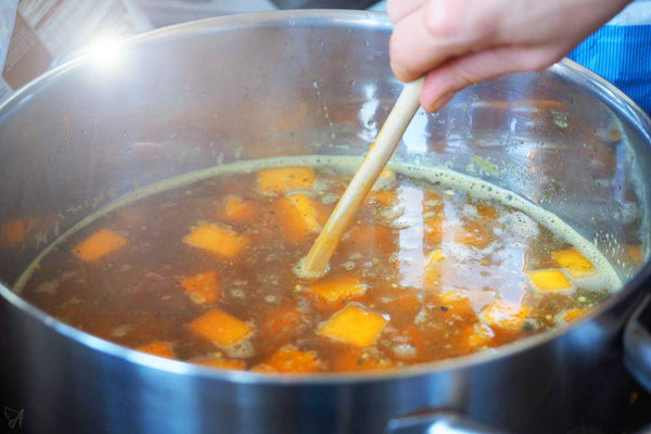 Making bone broth