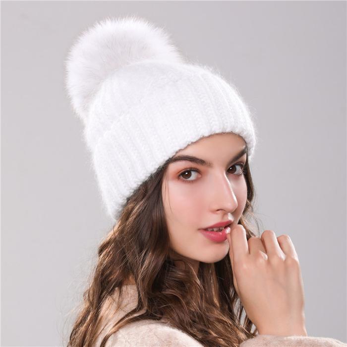 womens winter hats pom pom