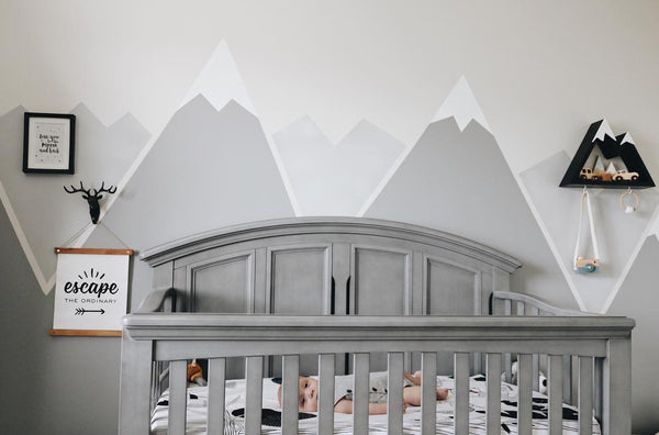 Baby nursery woodland mural