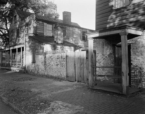 Pirates House, Broad Street, East, Savannah, Chatham County, GeorgiaMedium: 1 negative : safety film ; 8 x 10 in.