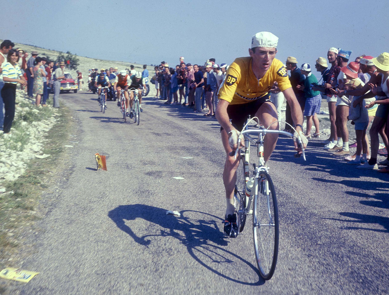 Roger Pingeon at the front in the yellow jersey at the 1967 Tour de France.  Photo Credits: Offside / L'Equipe.