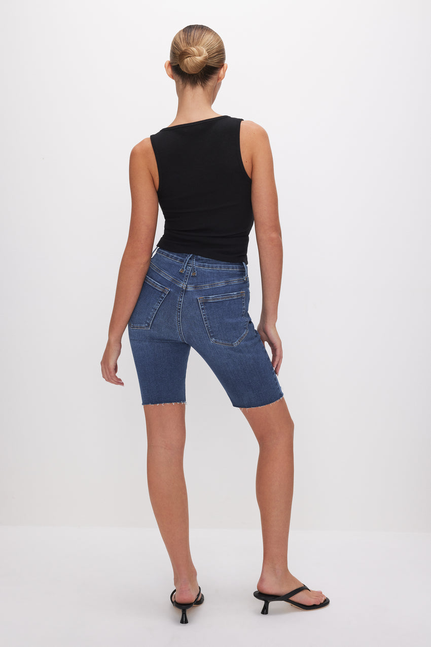 ALWAYS FITS GOOD LEGS BERMUDA SHORTS | INDIGO520 View 4 - model: Size 0 |