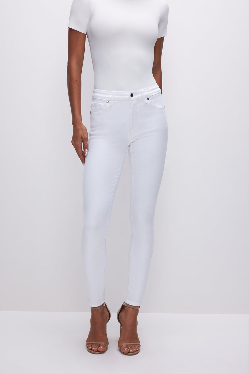 GOOD LEGS SKINNY JEANS | WHITE001 View 4 - model: Size 0 |