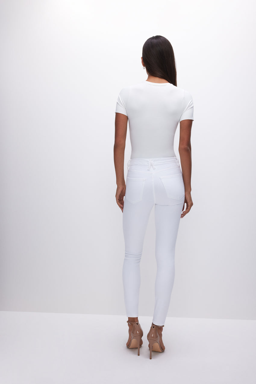 GOOD LEGS SKINNY JEANS | WHITE001 View 1 - model: Size 0 |