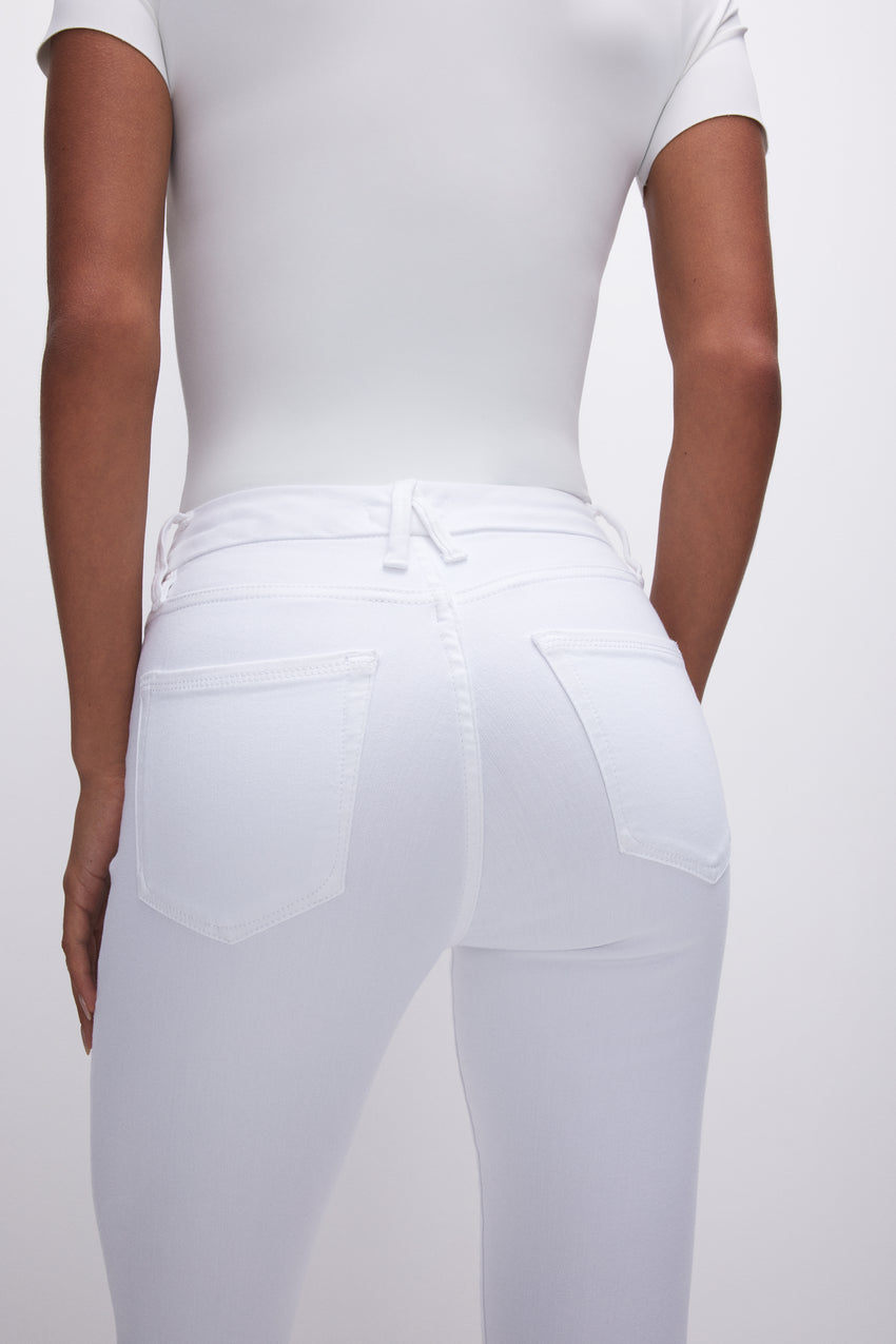 GOOD LEGS SKINNY JEANS | WHITE001 View 3 - model: Size 0 |
