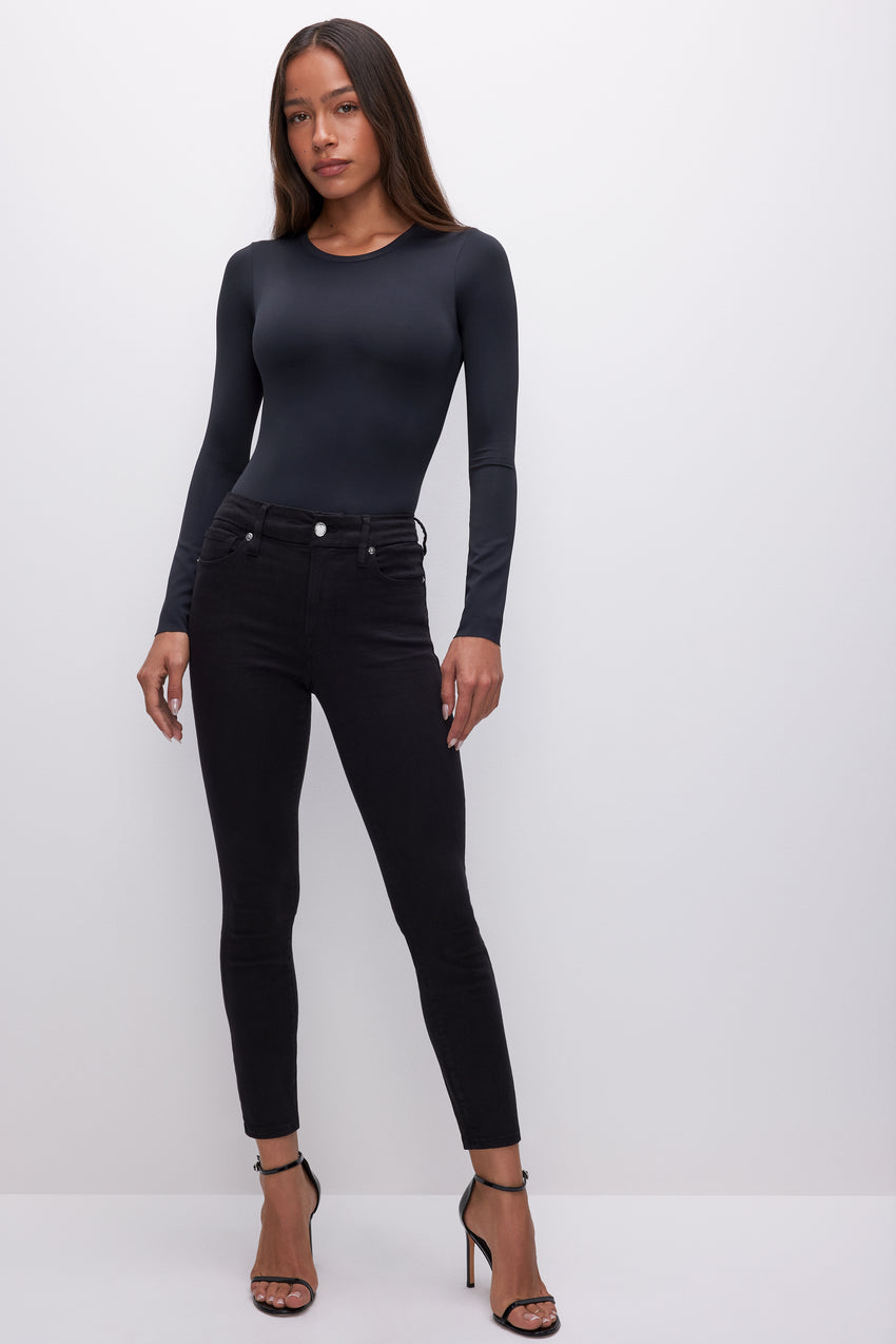 GOOD LEGS SKINNY CROPPED JEANS | BLACK001 View 1 - model: Size 0 |