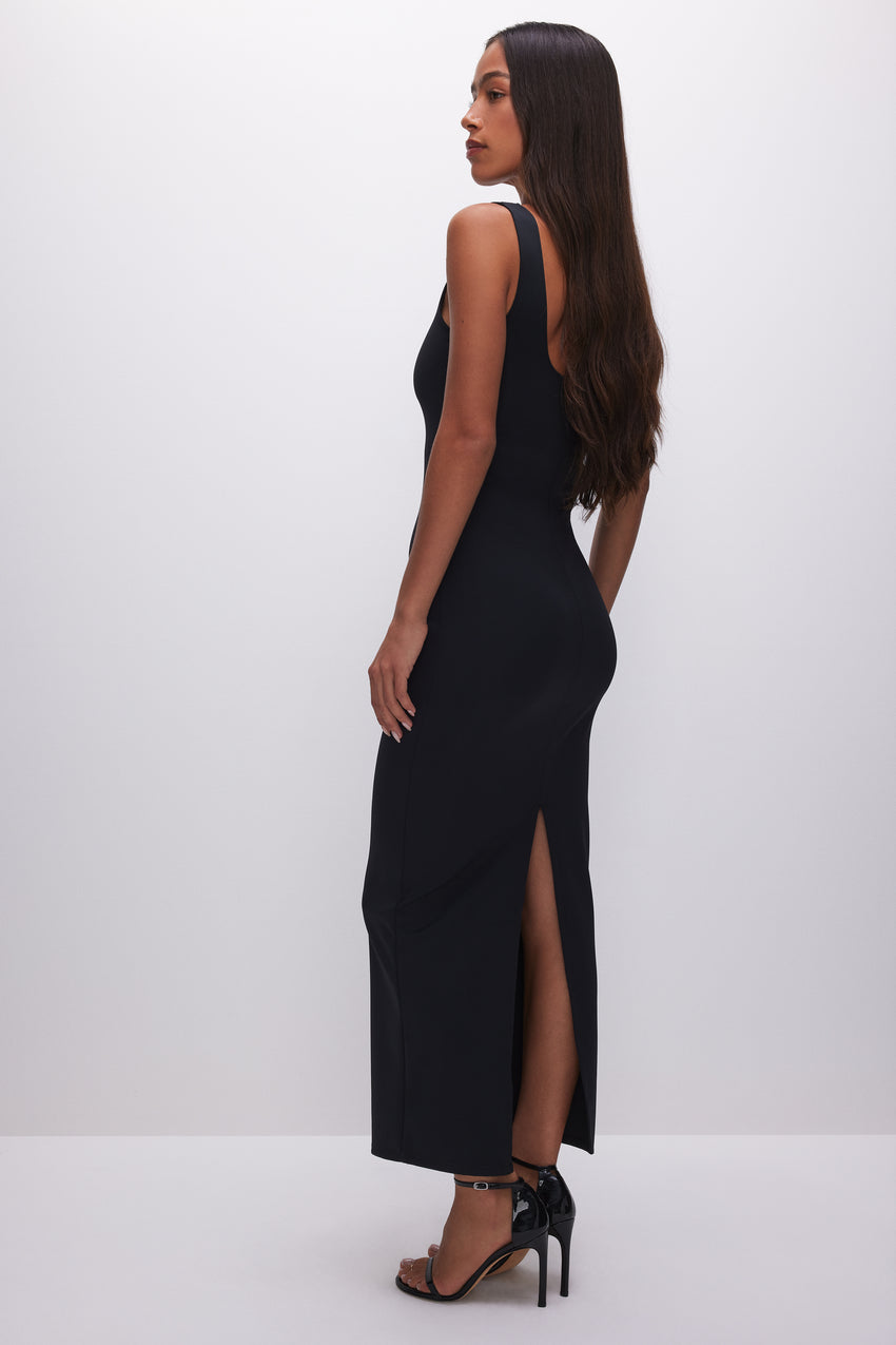 SCUBA MODERN TANK MAXI DRESS | BLACK001 View 6 - model: Size 0 |