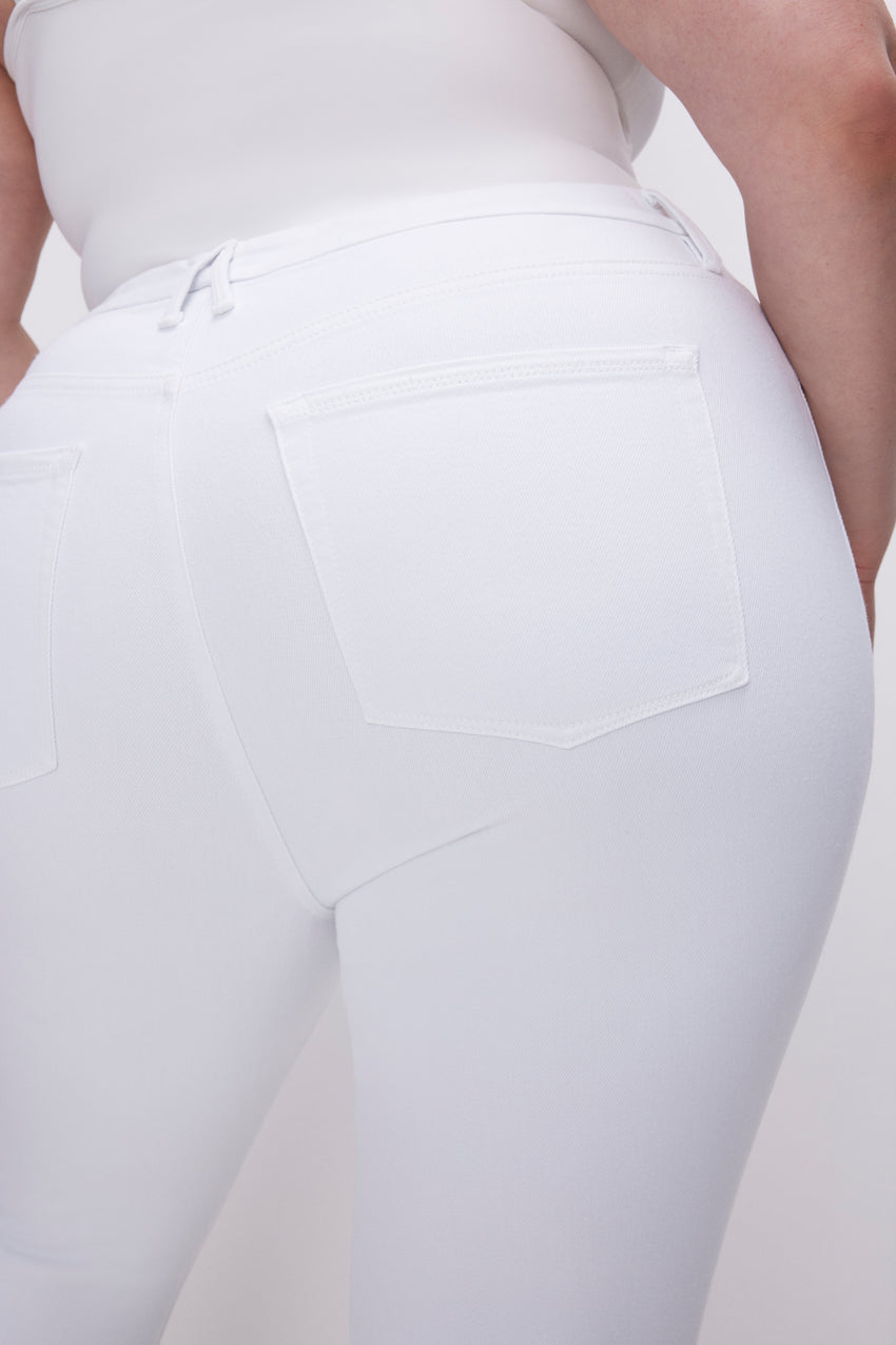 GOOD LEGS SKINNY LIGHT COMPRESSION JEANS | WHITE001 View 10 - model: Size 16 |