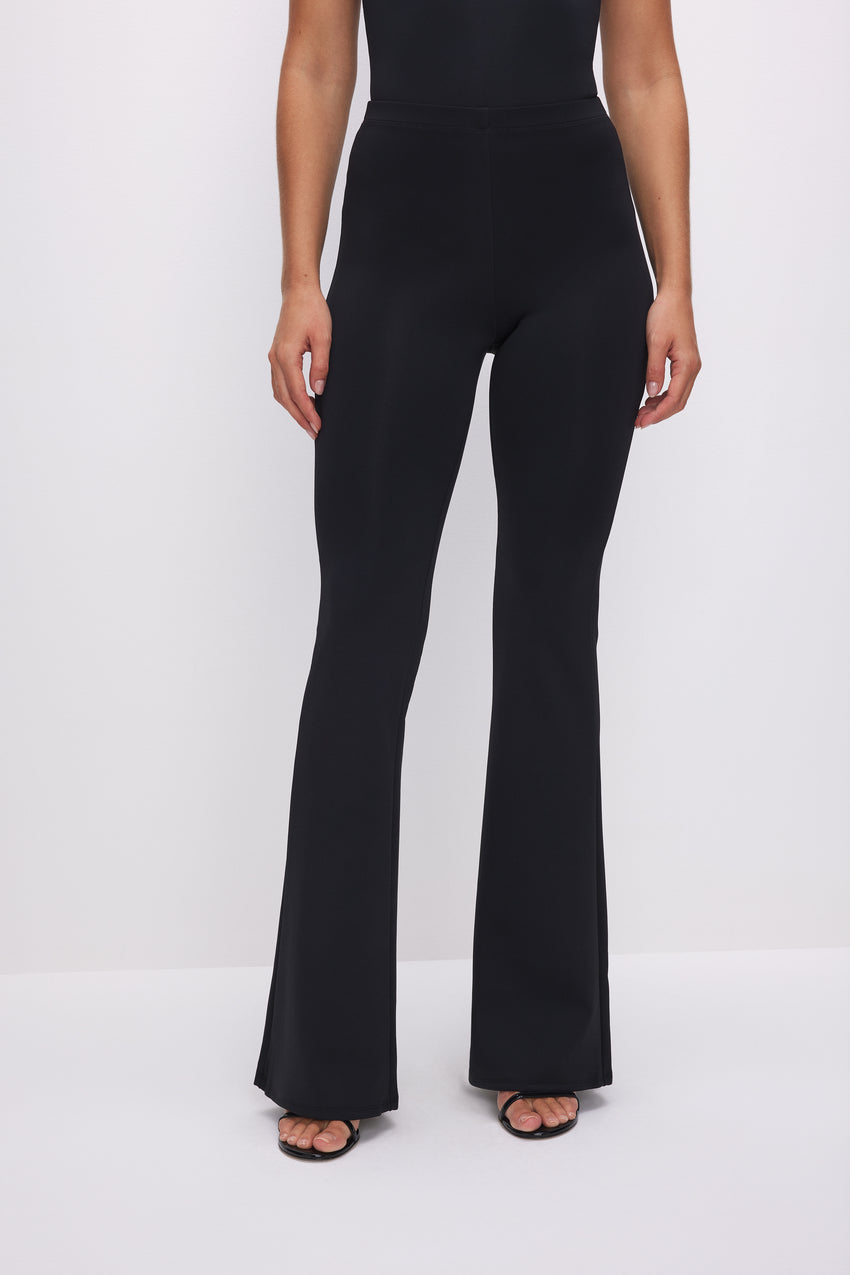 SCUBA PULL-ON FLARE TROUSERS | BLACK001 - GOOD AMERICAN