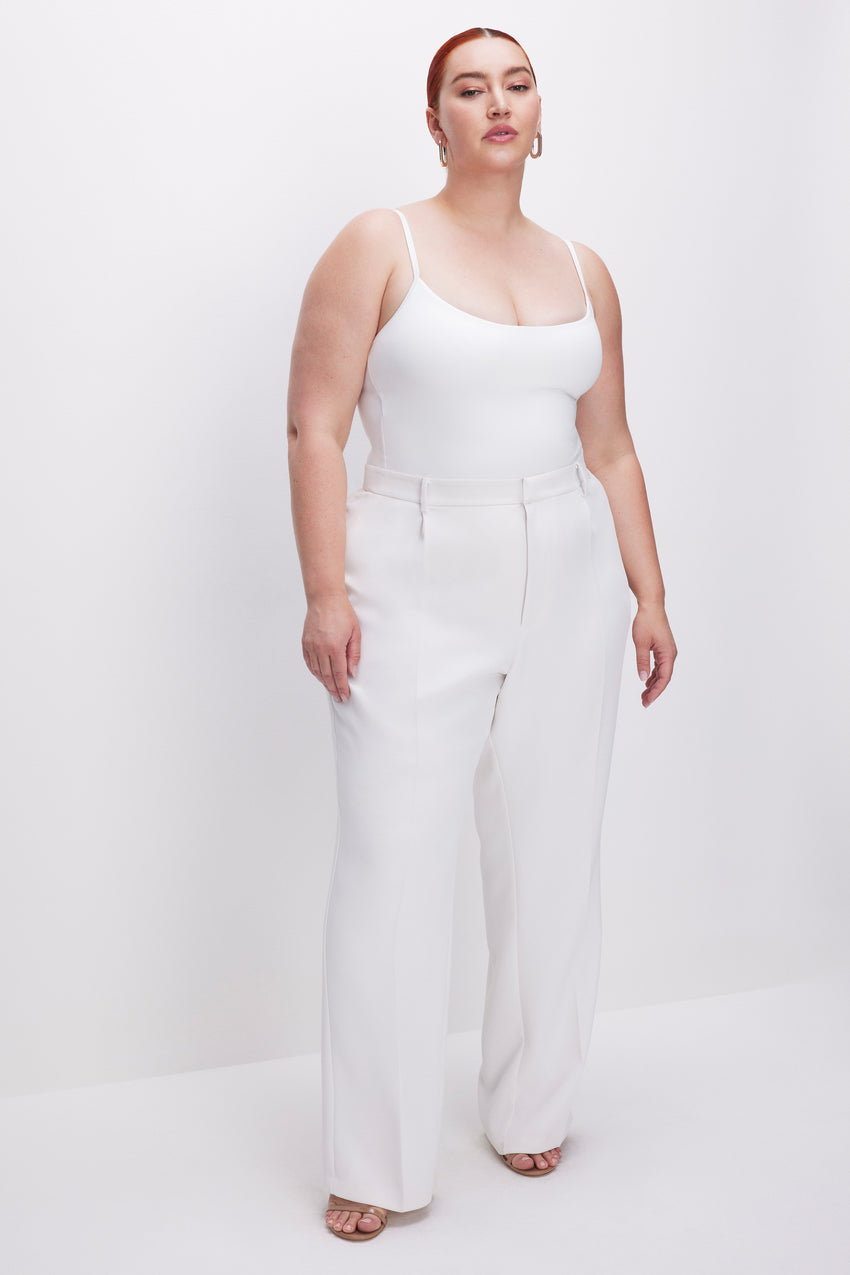 LUXE SUITING COLUMN TROUSERS | IVORY001 View 4 - model: Size 16 |