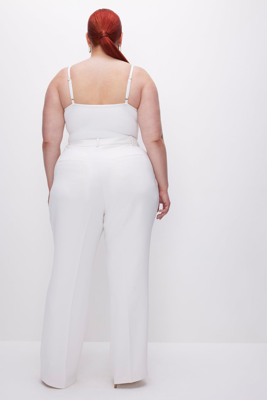 LUXE SUITING COLUMN TROUSERS | IVORY001 View 2 - model: Size 16 |