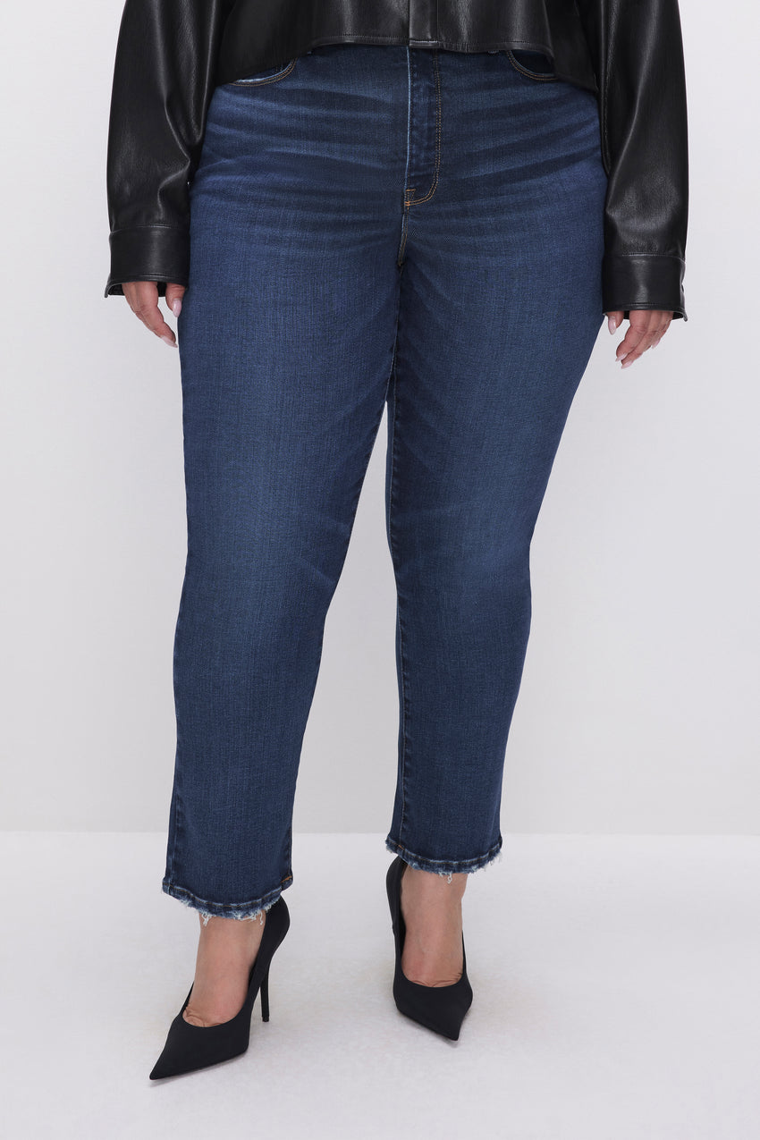 SOFT-TECH GOOD LEGS STRAIGHT JEANS | INDIGO511 View 7 - model: Size 16 |