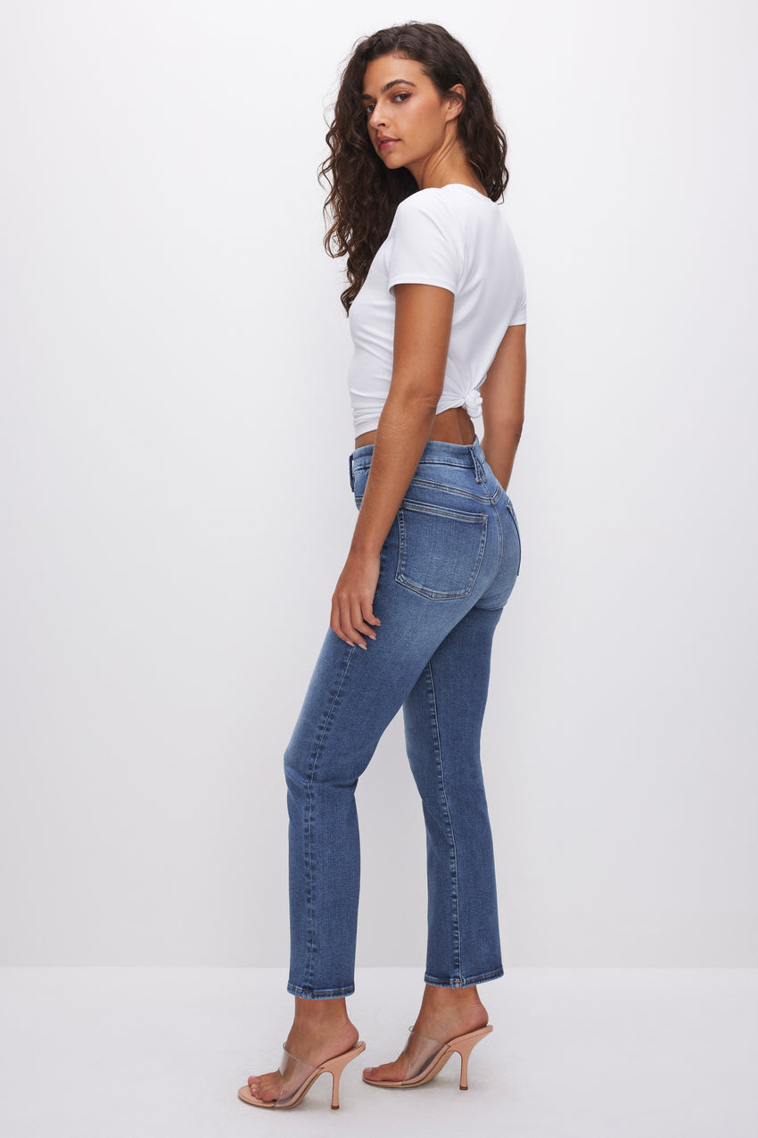 POWER STRETCH PULL-ON STRAIGHT JEANS | INDIGO490 View 3 - model: Size 0 |