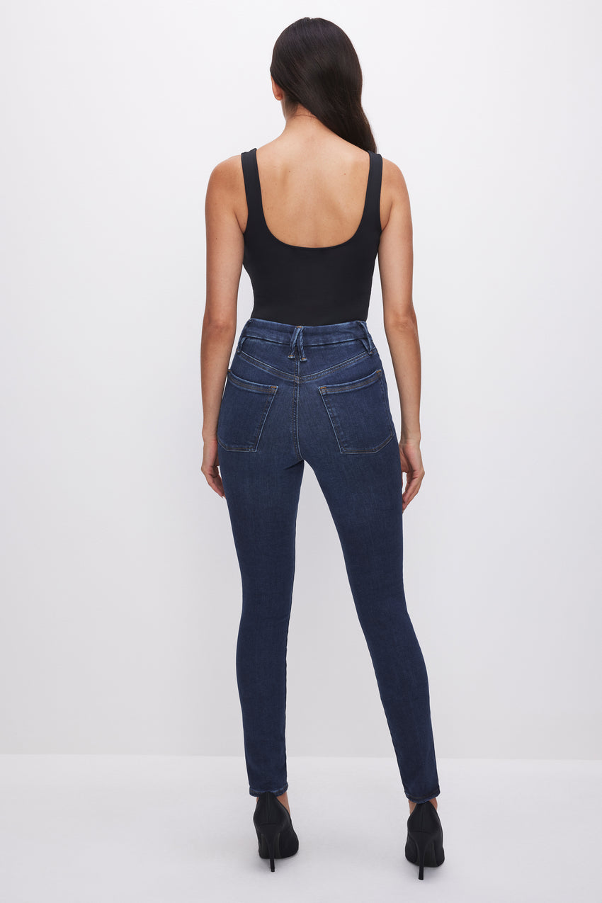 POWER STRETCH PULL-ON SKINNY JEANS | INDIGO491 View 4 - model: Size 0 |