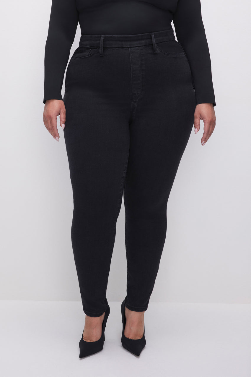 POWER STRETCH PULL-ON SKINNY JEANS | BLACK001 View 7 - model: Size 16 |