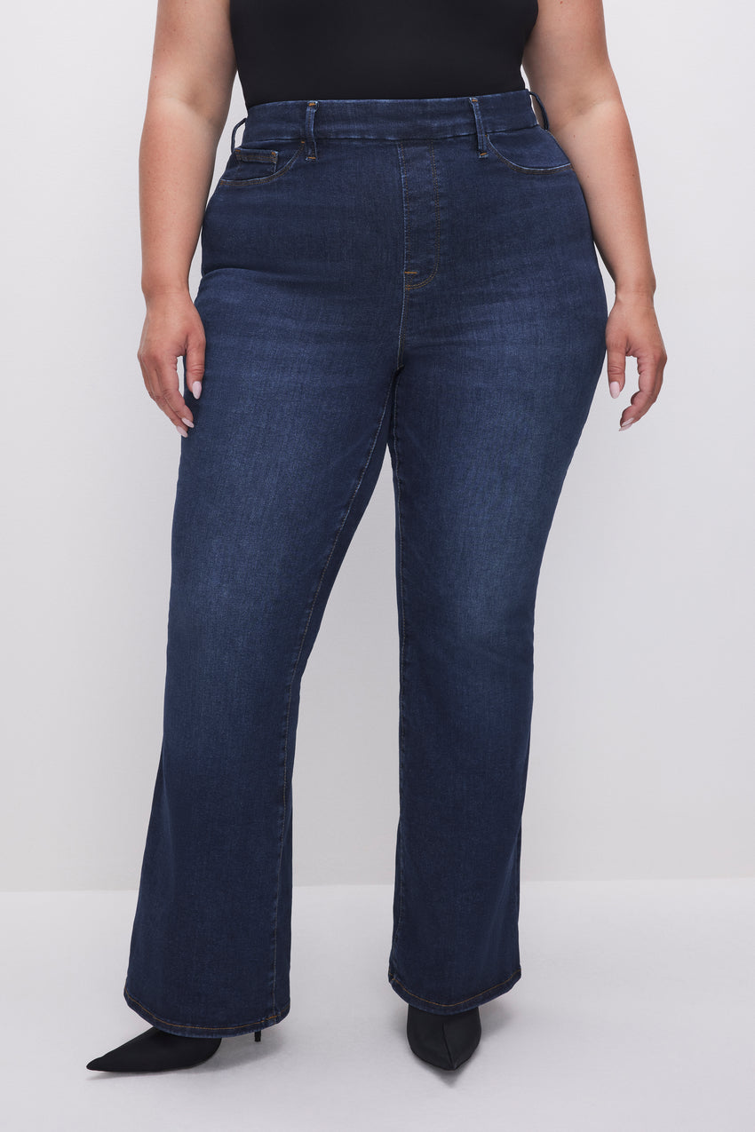POWER STRETCH PULL-ON FLARE JEANS | INDIGO491 View 8 - model: Size 16 |