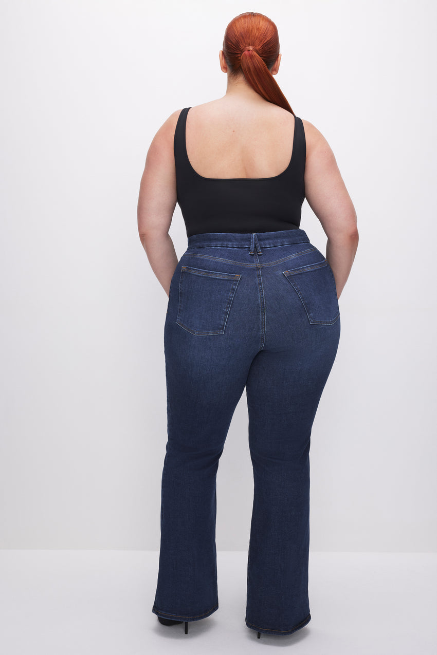 POWER STRETCH PULL-ON FLARE JEANS | INDIGO491 View 10 - model: Size 16 |
