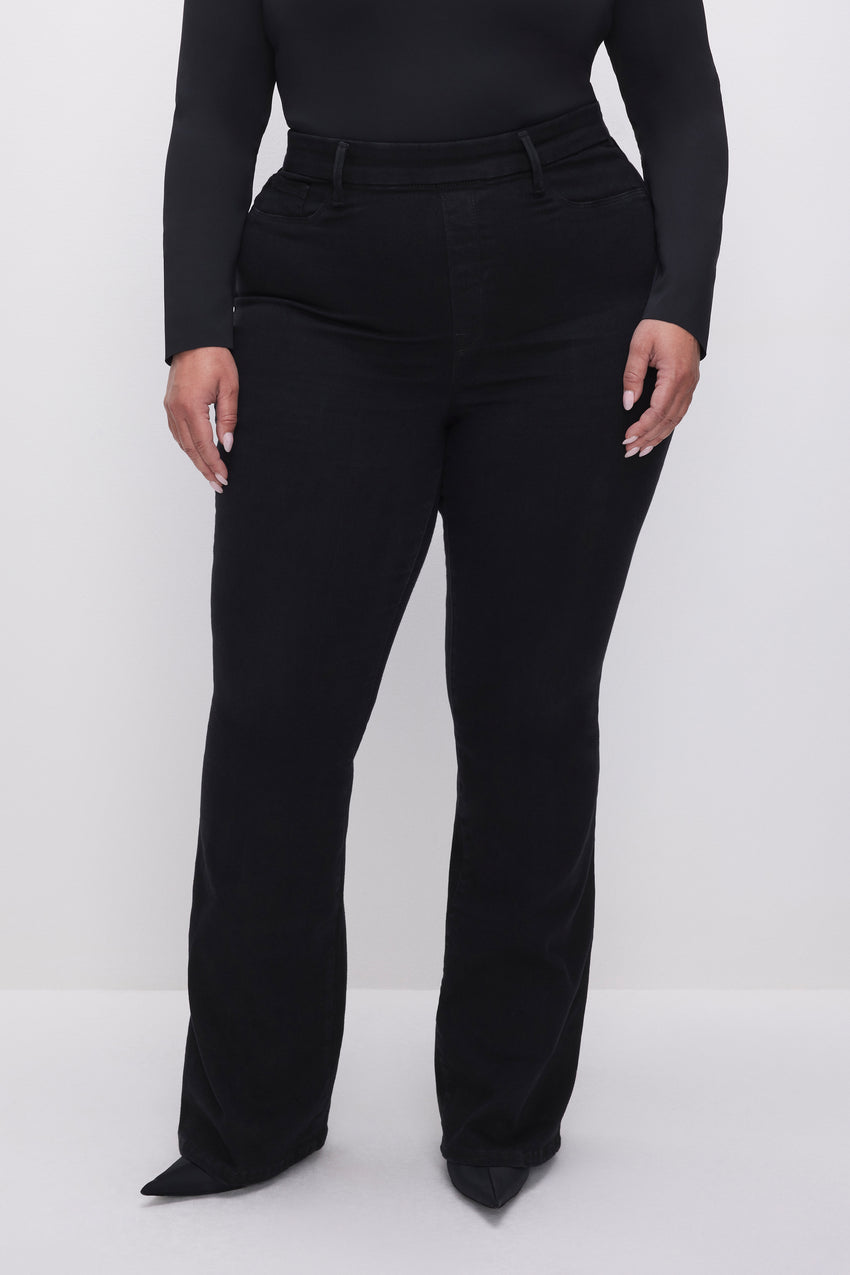 POWER STRETCH PULL-ON FLARE JEANS | BLACK001 View 8 - model: Size 16 |