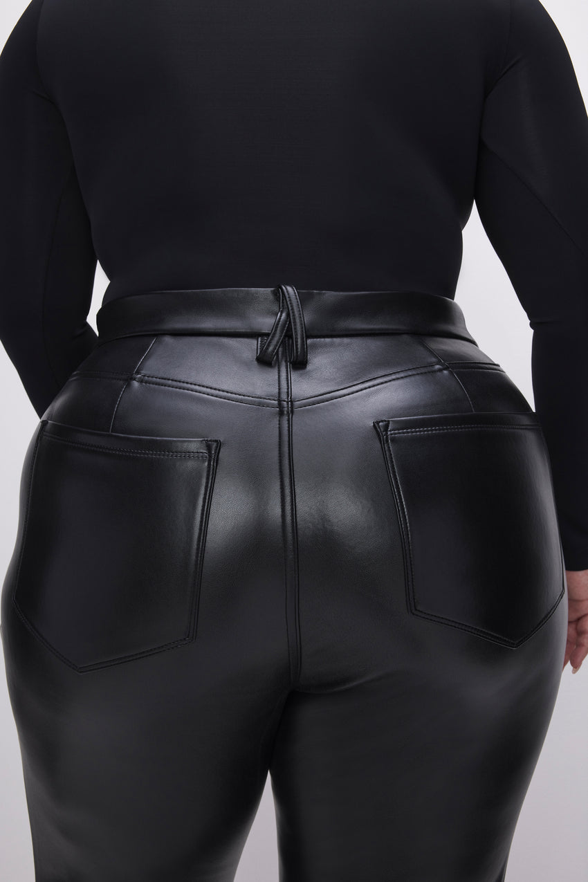 GOOD ICON FAUX LEATHER PANTS | BLACK001 View 4 - model: Size 16 |