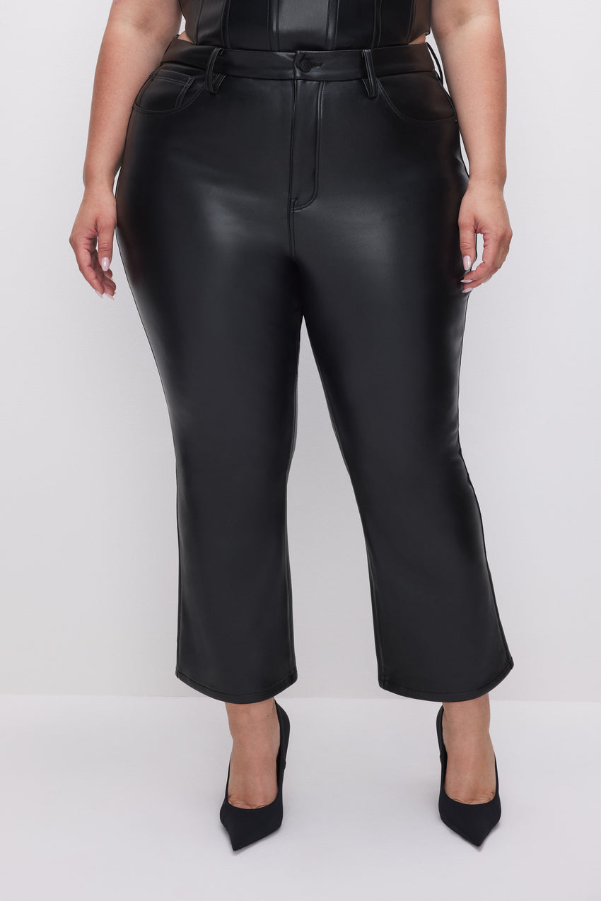 GOOD LEGS CROPPED MINI BOOT FAUX LEATHER PANTS | BLACK001 View 2 - model: Size 16 |