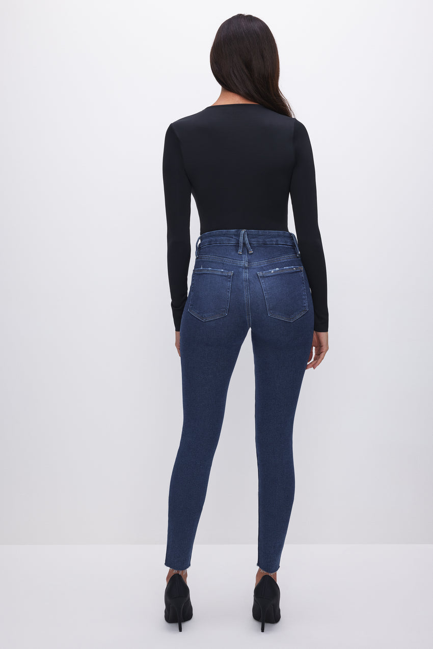 GOOD LEGS SKINNY JEANS | BLUE866 View 4 - model: Size 0 |