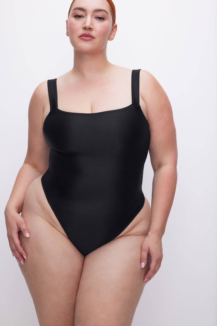 COMPRESSION SHINE BODYSUIT | BLACK001 View 7 - model: Size 16 |