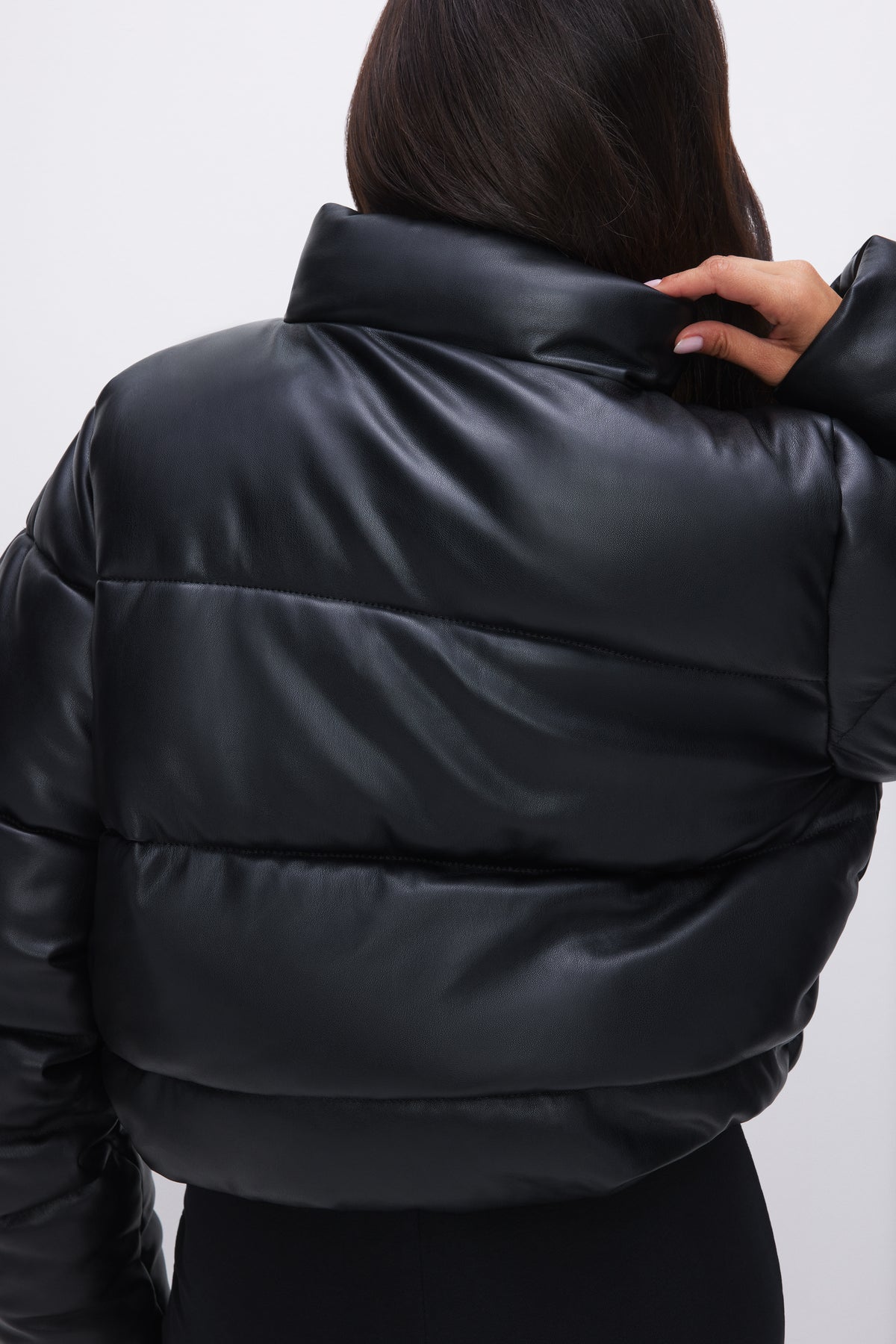 Leather puffer