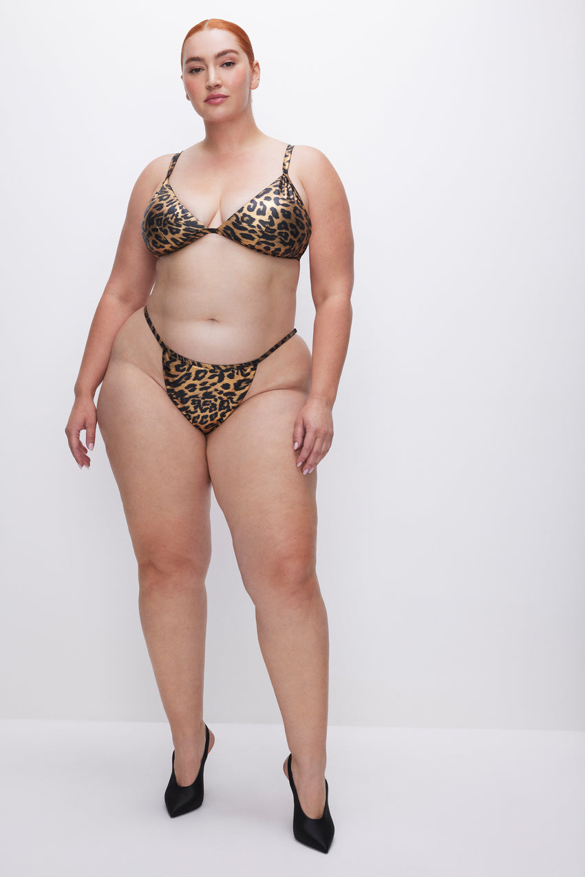 PERFECT FIT BIKINI TOP | GOLD LEOPARD001 View 2 - model: Size 16 |