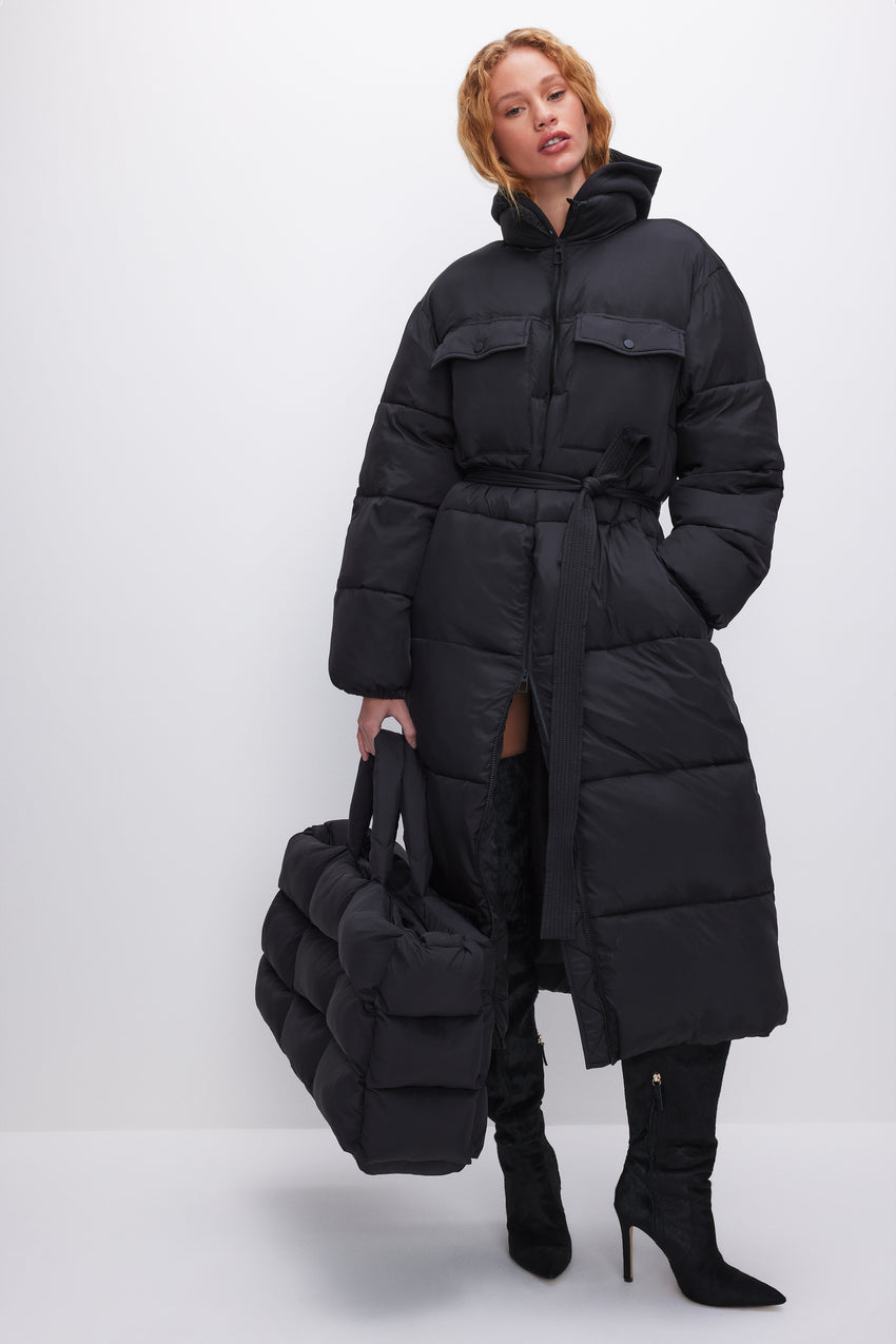 LARGE PUFFER BAG | BLACK001 View 4 - model: Size 0 |
