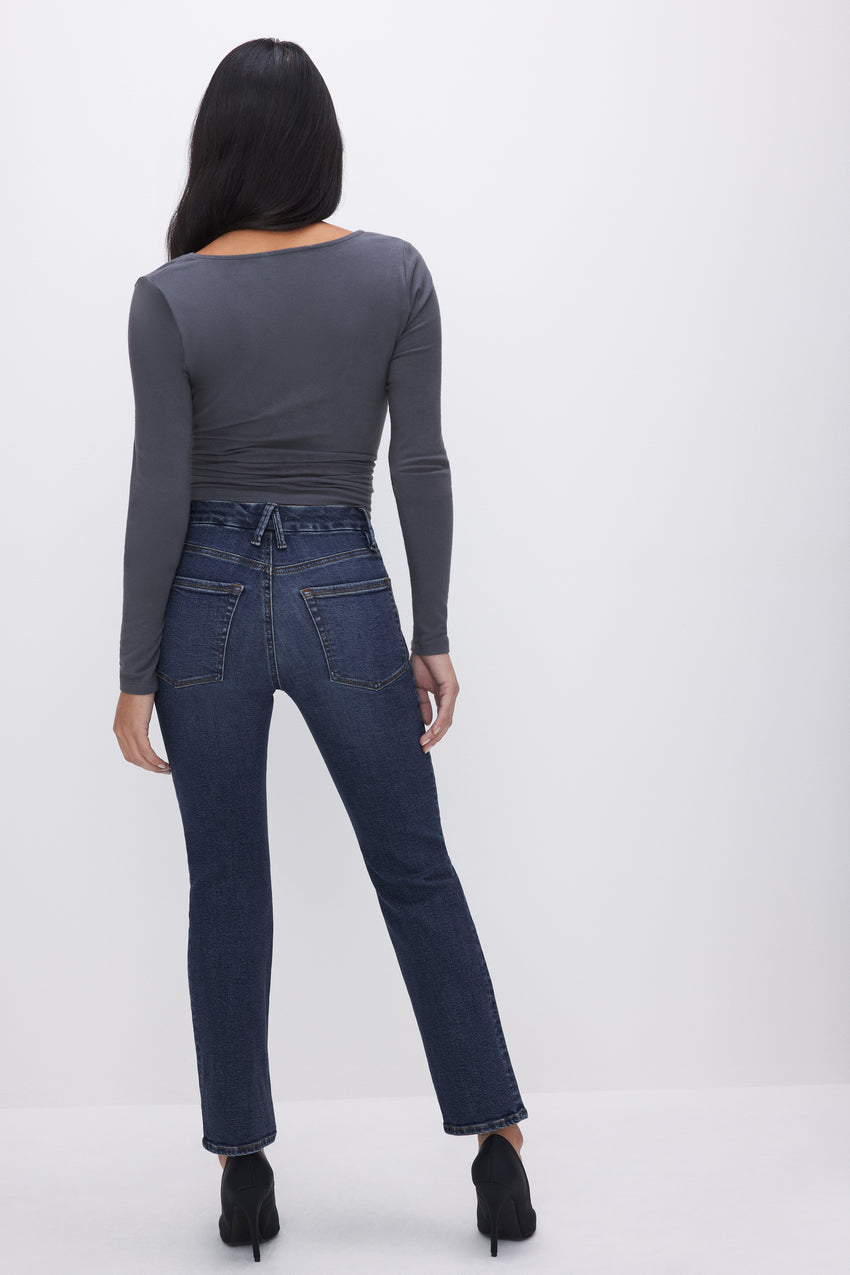 GOOD PETITE STRAIGHT JEANS | BLUE004 View 4 - model: Size 0 |