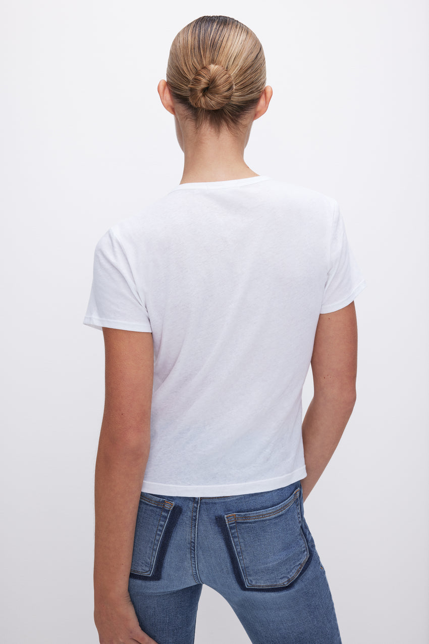 FEATHERWEIGHT COTTON SLIM TEE | WHITE001 View 4 - model: Size 0 |