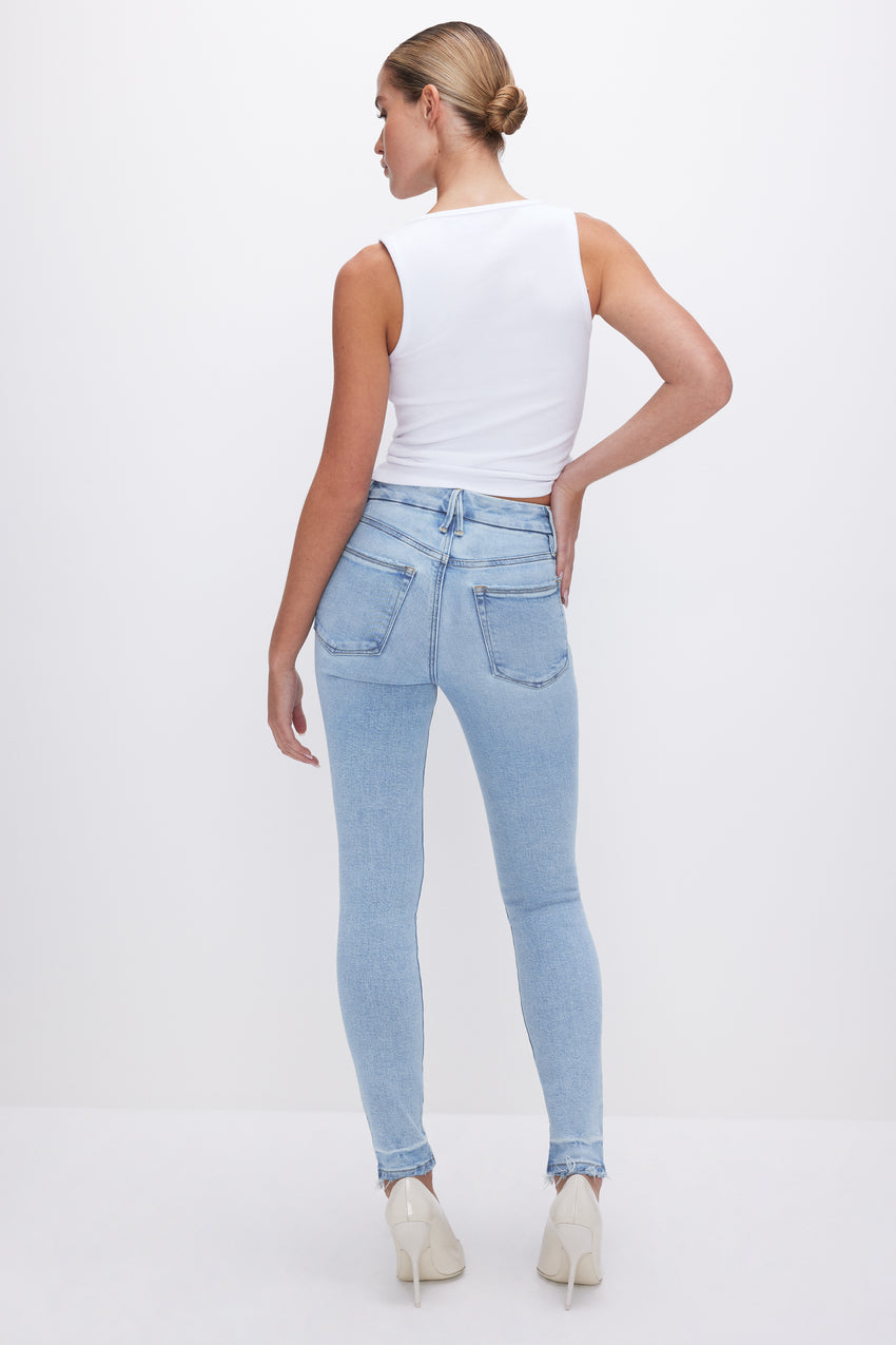 GOOD LEGS SKINNY JEANS | INDIGO623 View 4 - model: Size 0 |