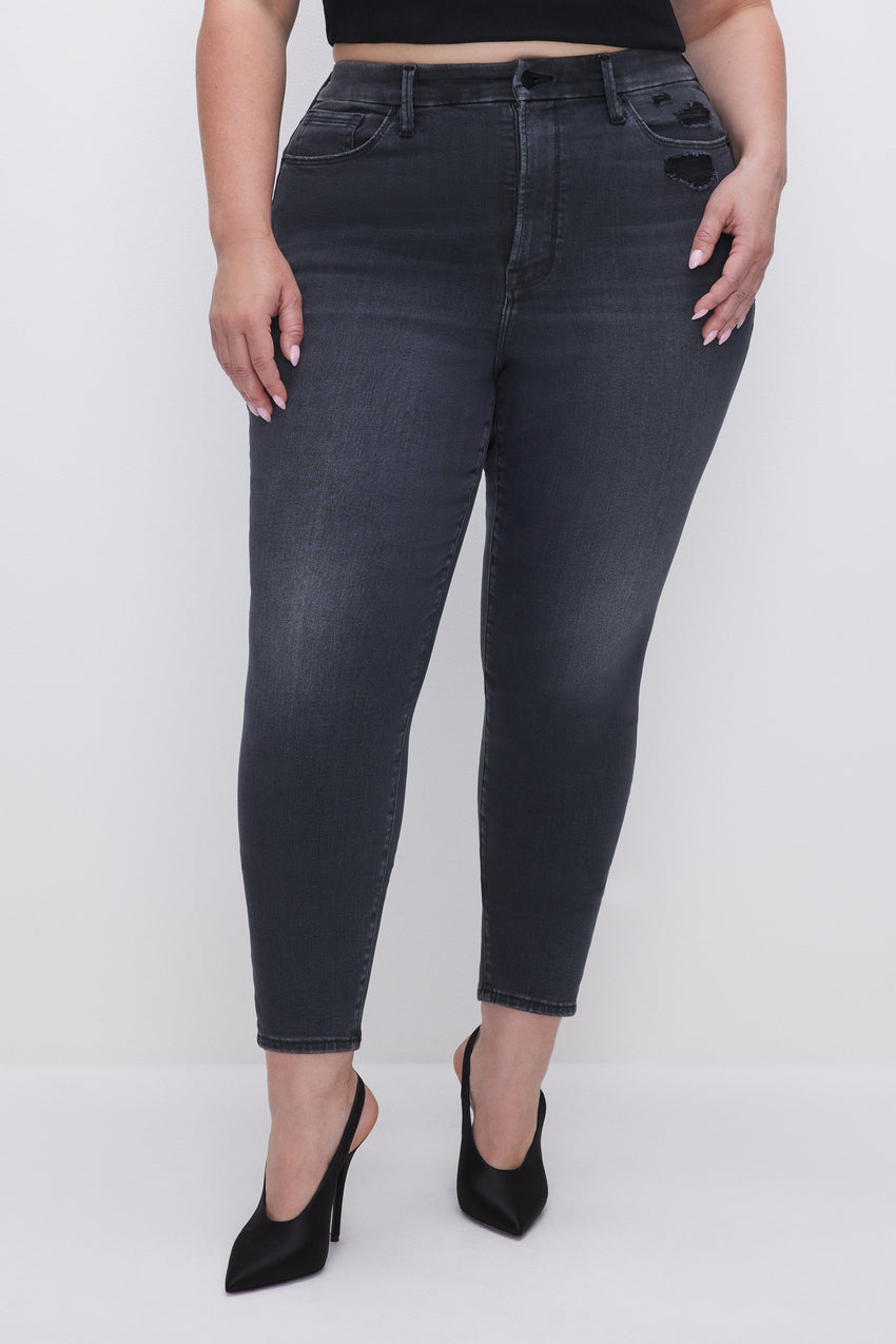 ALWAYS FITS GOOD LEGS SKINNY CROPPED JEANS | BLACK325 View 5 - model: Size 16 |