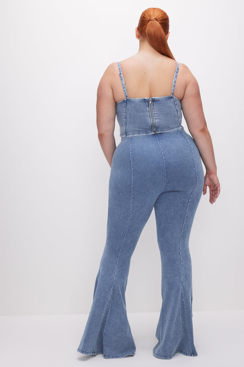 SOFT SCULPT PULL-ON EXTREME FLARE JEANS | INDIGO595 View 7 - model: Size 16 |