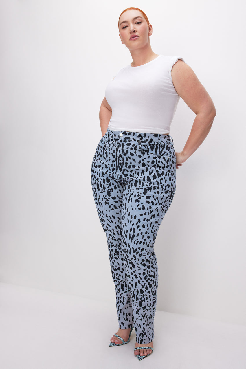 GOOD ICON STRAIGHT JEANS | MINERAL GLASS LEOPARD001 View 6 - model: Size 16 |