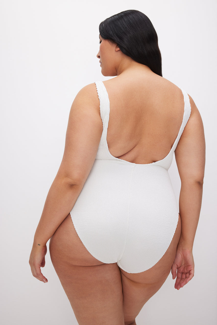ALWAYS FITS MODERN TANK SWIMSUIT | CLOUD WHITE View 7 - model: Size 16 |