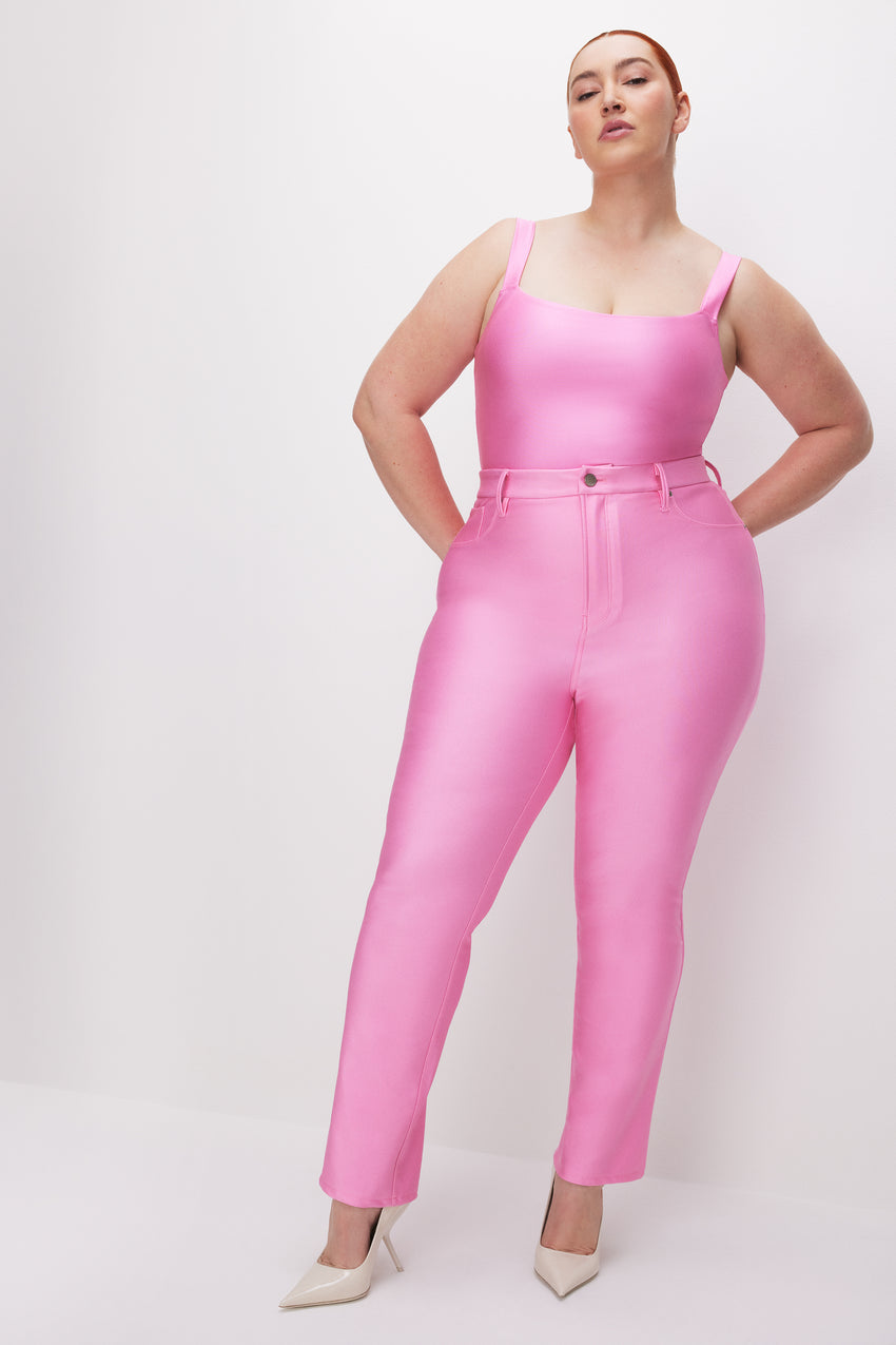 COMPRESSION SHINE BODYSUIT | SORORITY PINK003 View 7 - model: Size 16 |