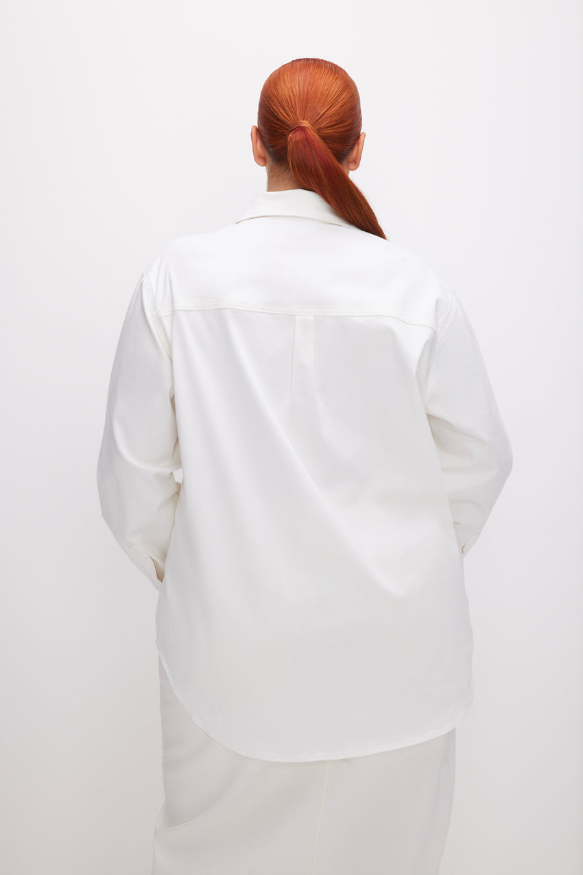 CLASSIC DEMIM SHIRT | CLOUD WHITE View 6 - model: Size 16 |